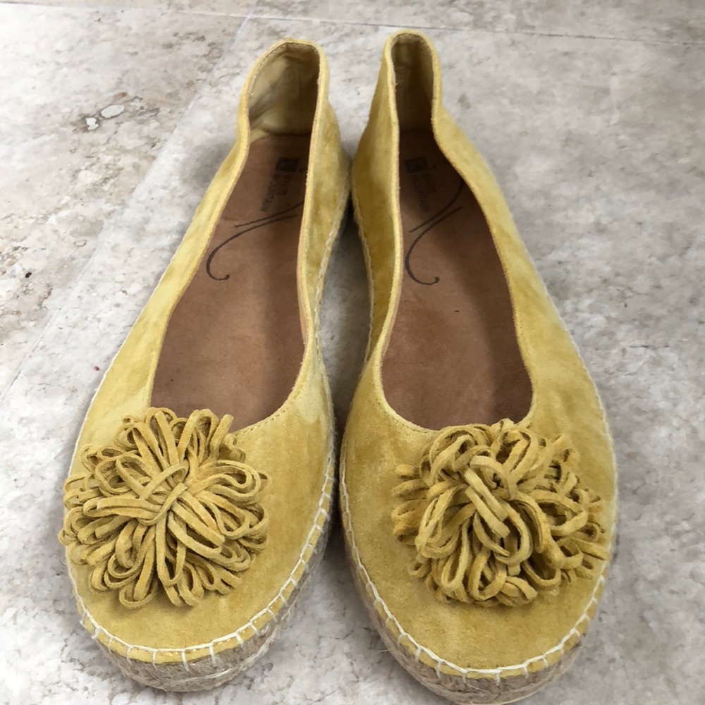 White Mountain suede Espadrilles